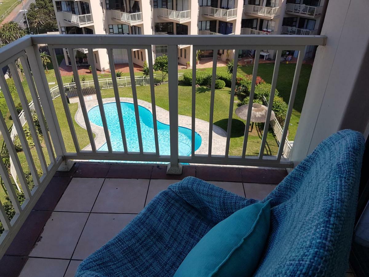 Umdloti Beach Apartment Exteriör bild